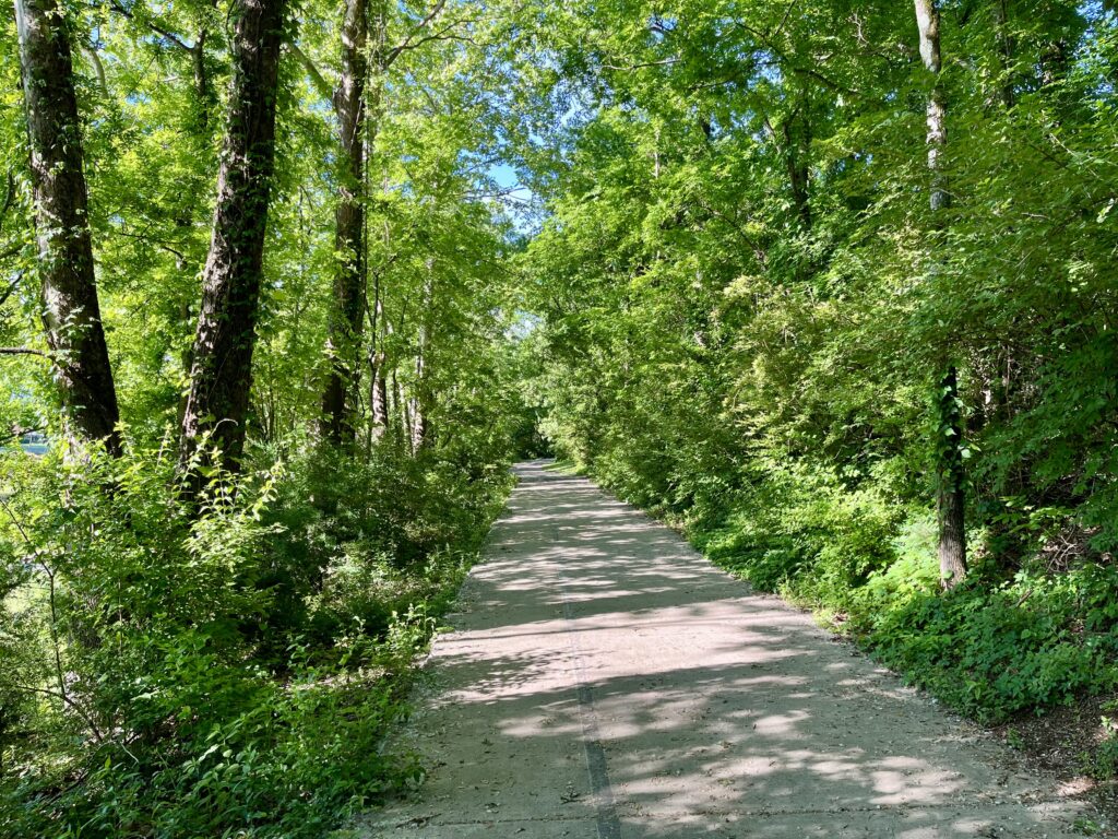 beautiful scenery for rucking for fitness and mental health
